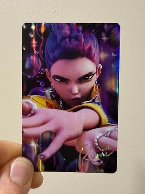 Rumi. McDonald’s Holographic Purple & Pink Character Card